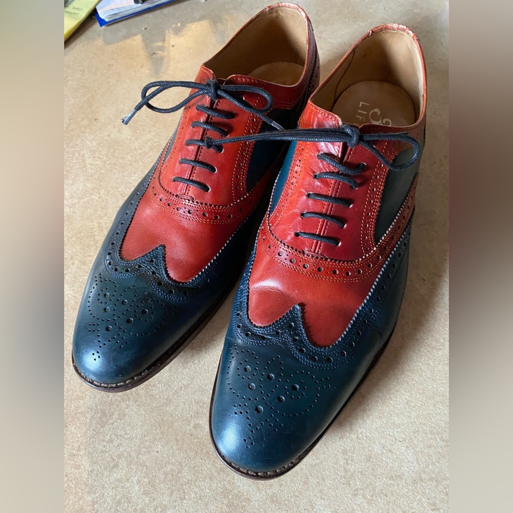 Elegant Two-Tone Leather Brogues